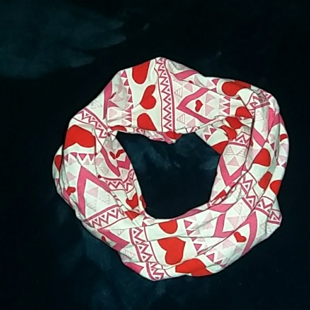 Toddler girl scarf